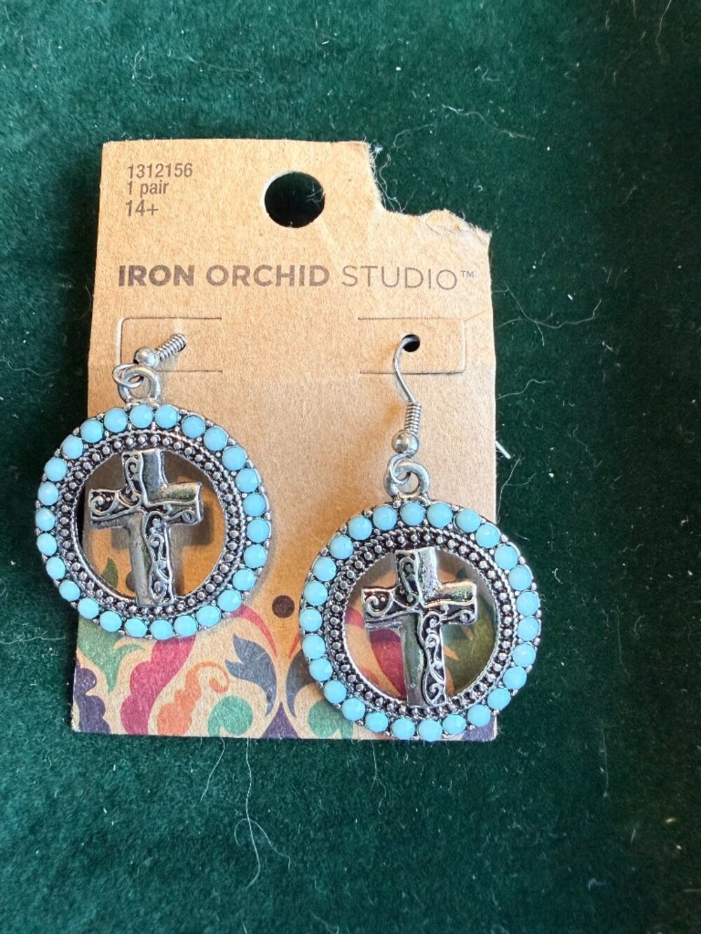 Iron Orchid Studios Earrings Necklace Bracelet Bundle - Picture 10 of 11